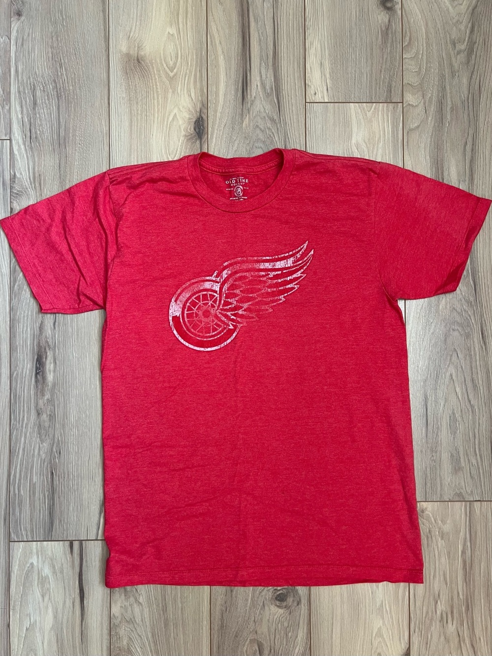 Old Time Hockey Red Wings Graphic Crew Neck T-Shirt
